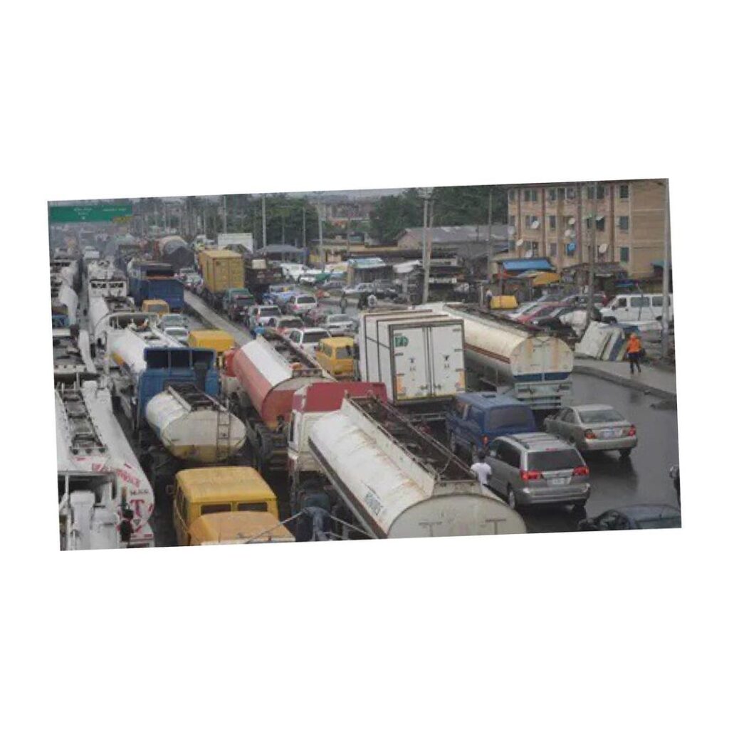 Gridlock: Lagos bans trucks, trailers from plying roads in the state during day time